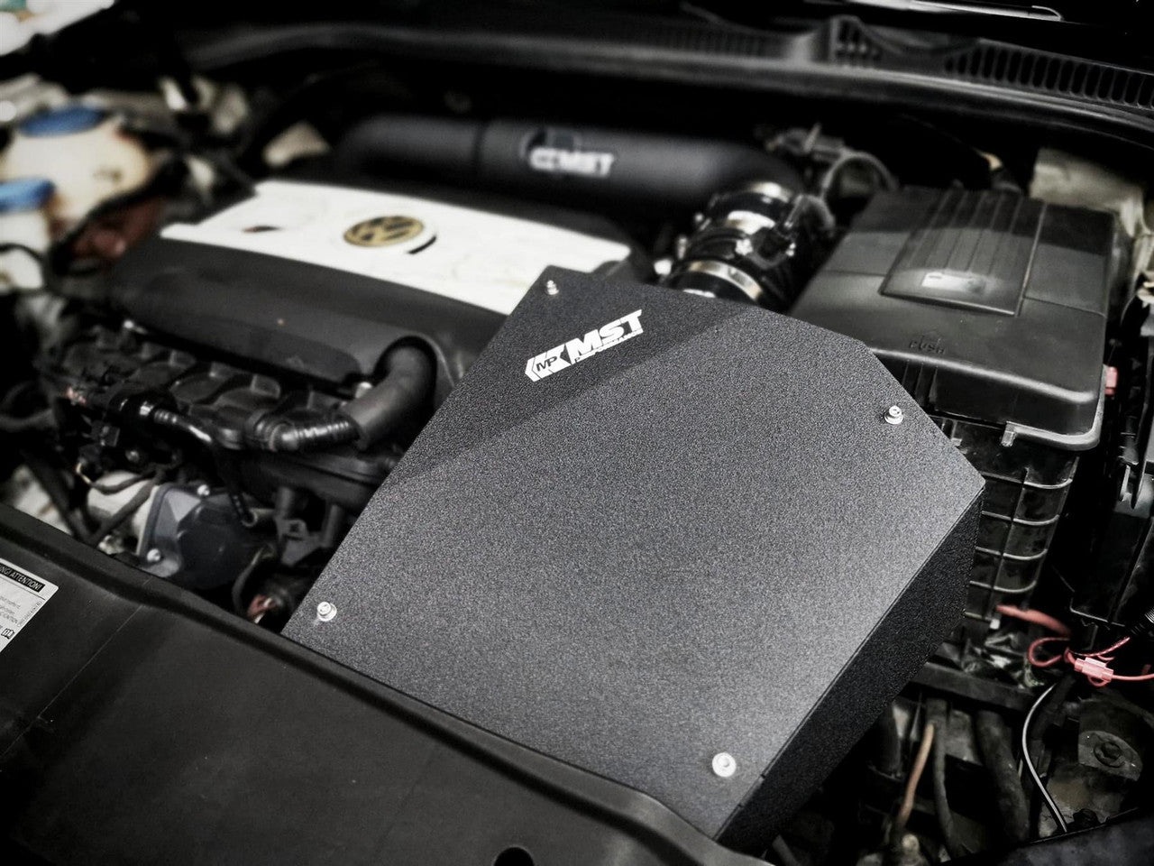 MST Performance Cold Air Intake voor 2.0T(F)SI Golf 6 GTI - A3 8P - Skoda Octavia 1Z - VW Scirocco MK3